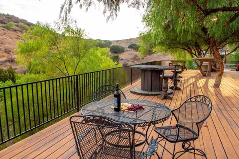 Galaviz Mountain Ranch: Spacious stay, large patio