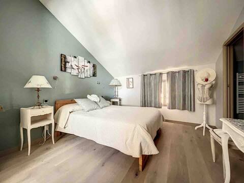 1 nice guest room in a new chalet