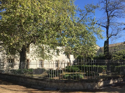 Maison de maître Les caniles à Elise