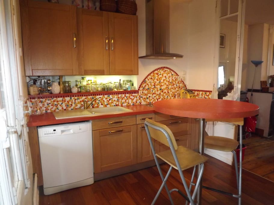 Accès à la cuisine de l'appartement