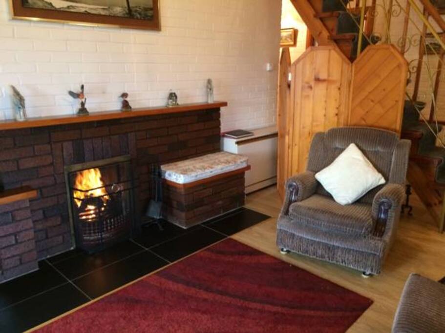 Open Turf Fire in Sitting Room