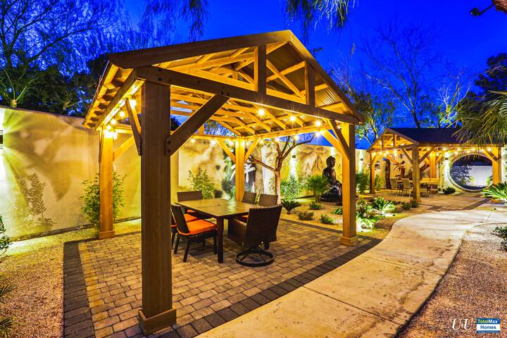 UU1 8BD/8BA Home Resort Pool Near Vegas Strip gallery image 5