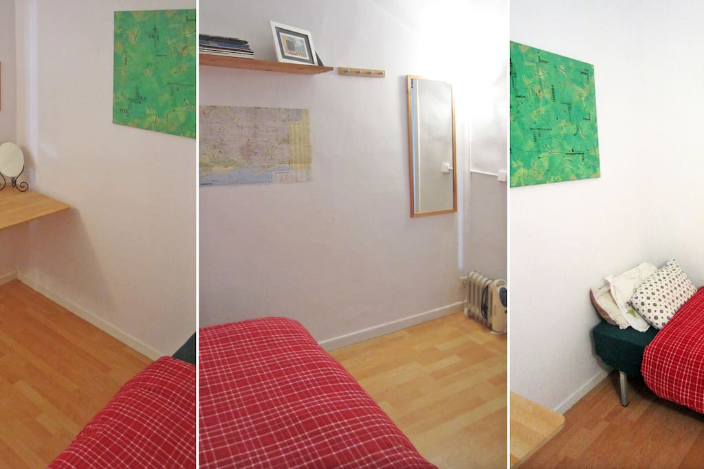 Single room, with single bed and extra mattress