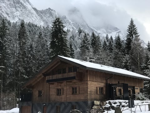 Luxury Vacation Home Chalet S ***** in Grainau