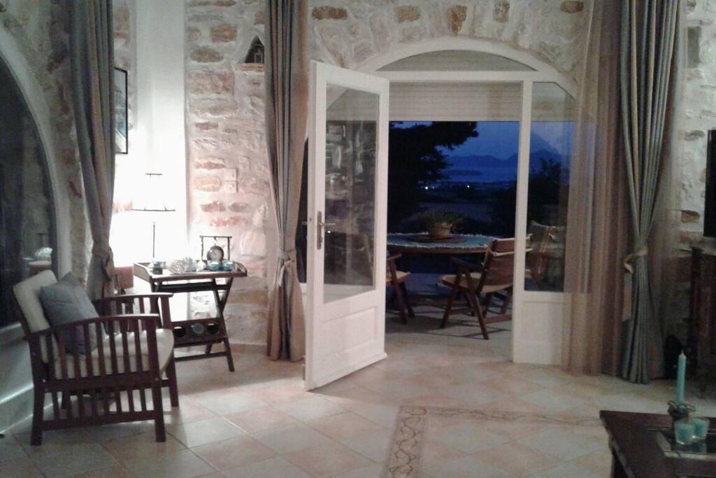 spacious sitting room with large veranda