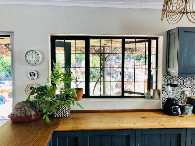 Mediterranean Style Beauty gallery image 4