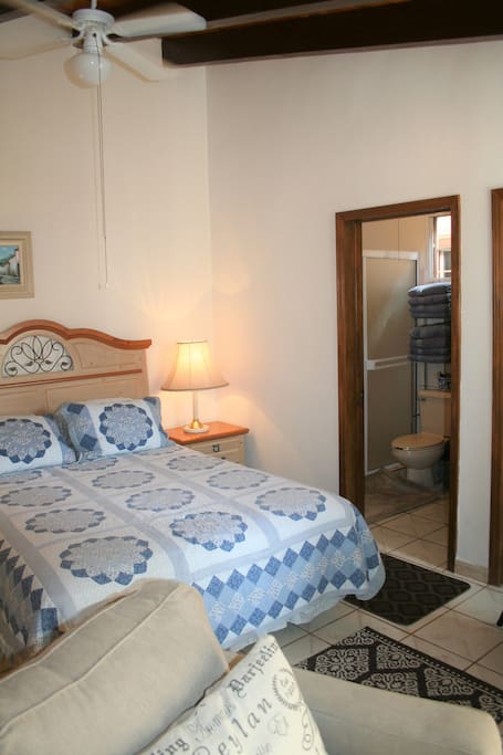 Queen size bed