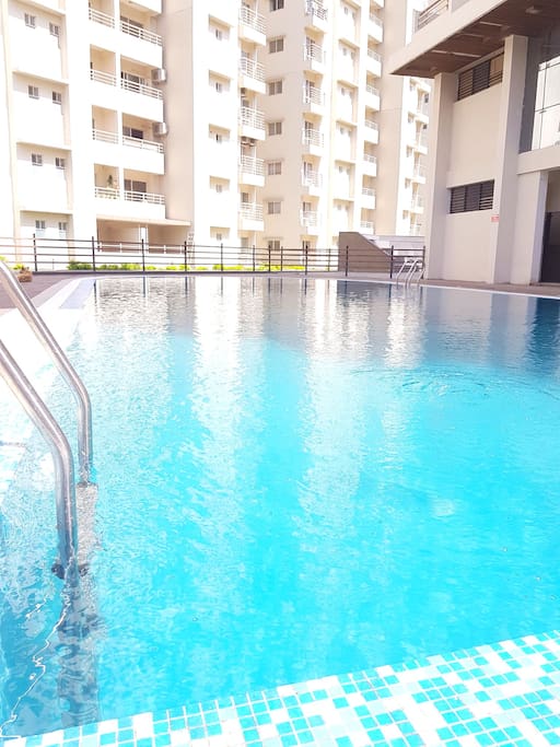 Pool to BEAT THE HEAT!!!