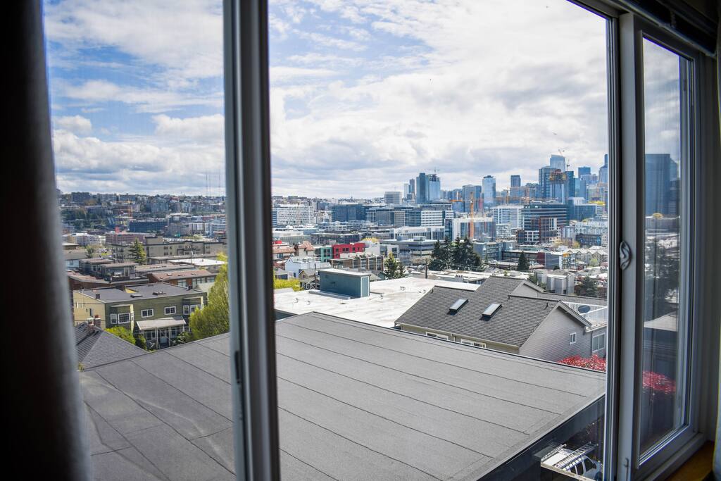 Beautiful skyline views.