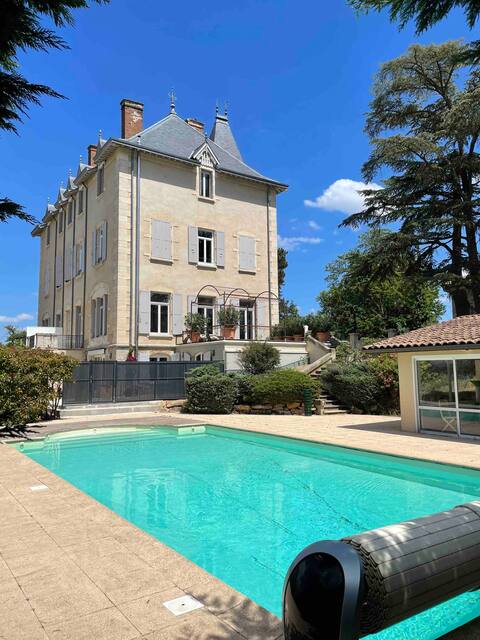 Charming apartment in 19th century castle