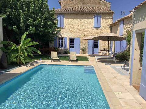 Charming farmhouse, pool, squash, pétanque, BBQ