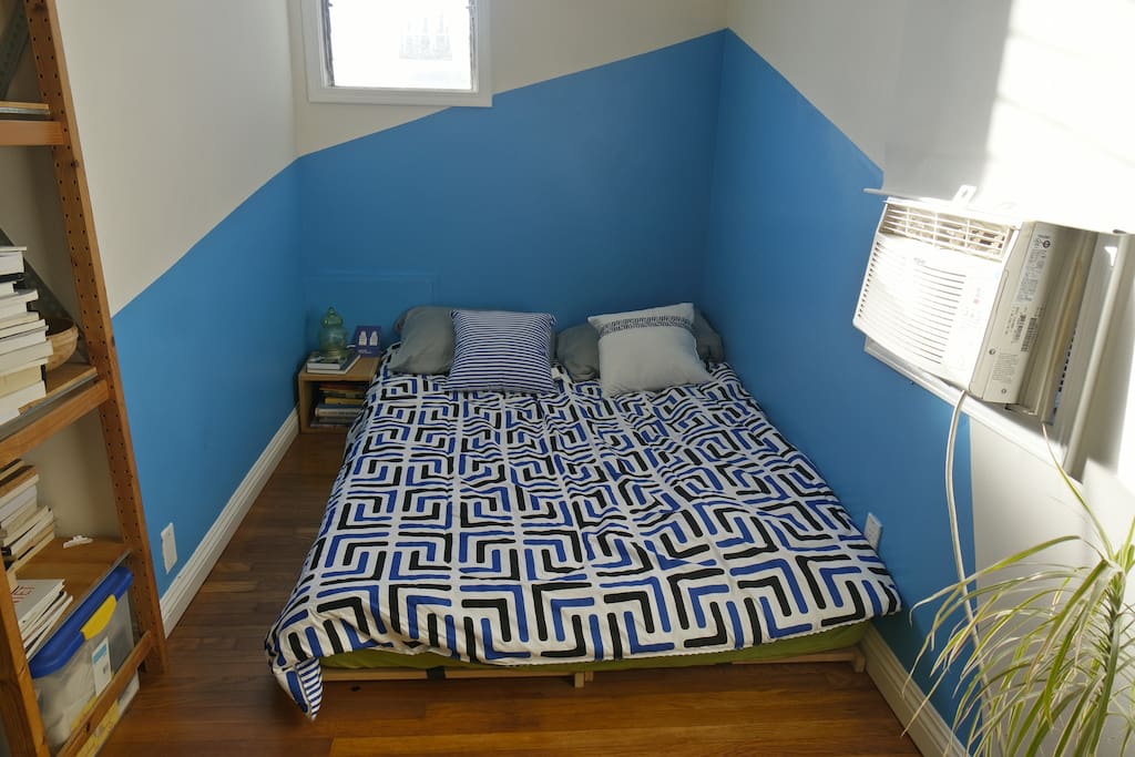 bedroom nook