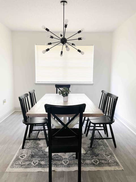 Spacious 4 Bedroom Modern Home