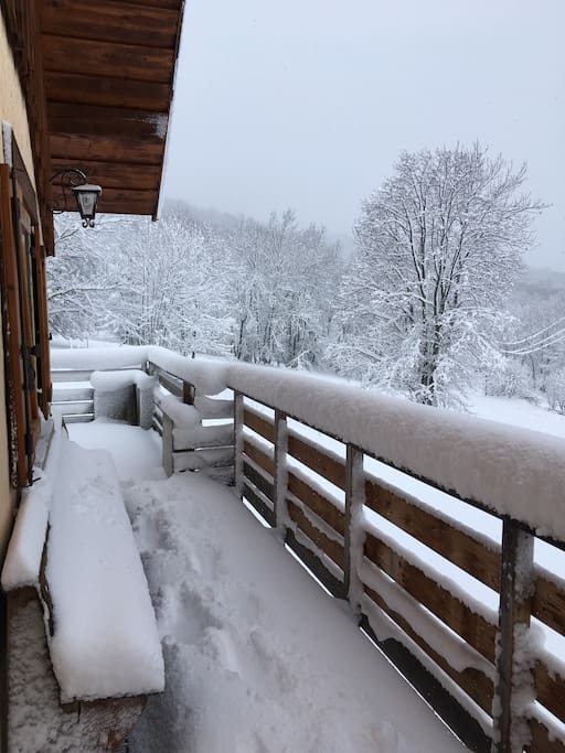 A metre of snow in 2 days February '17