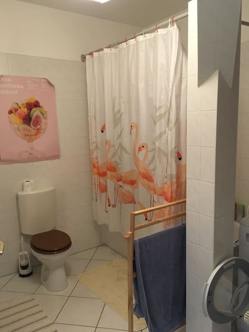 großes Badezimmer