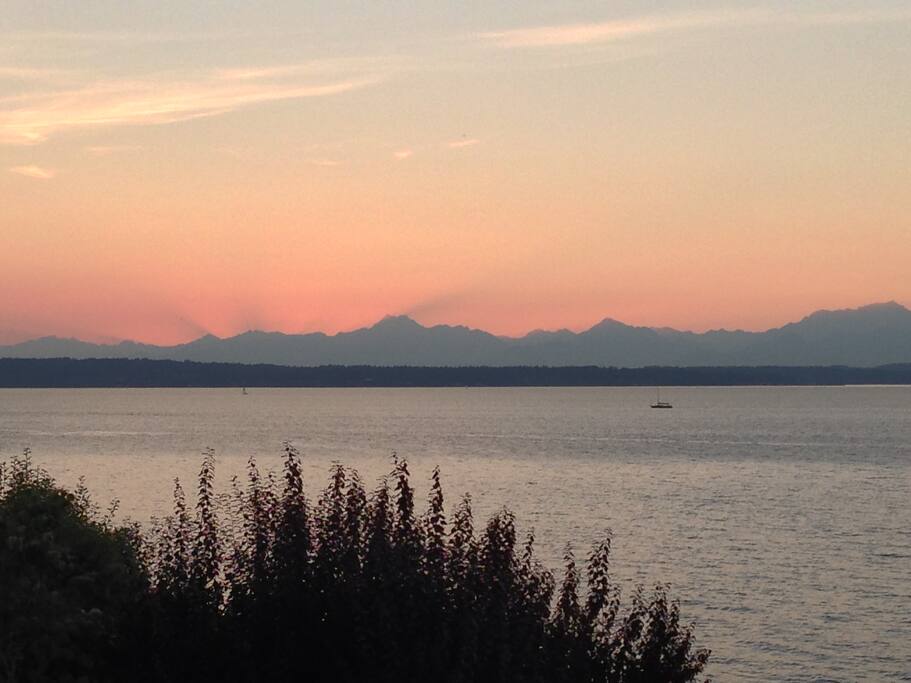 Sunset over the Olympic Mountains