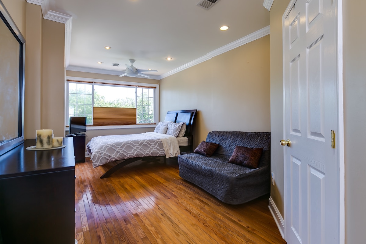 غرفة نوم ماتر مع حمام خاص 