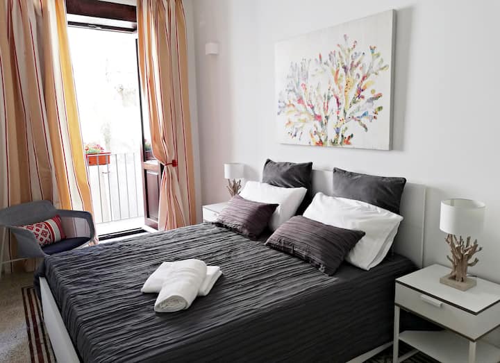 Chumba cha watu wawili cha kamera
