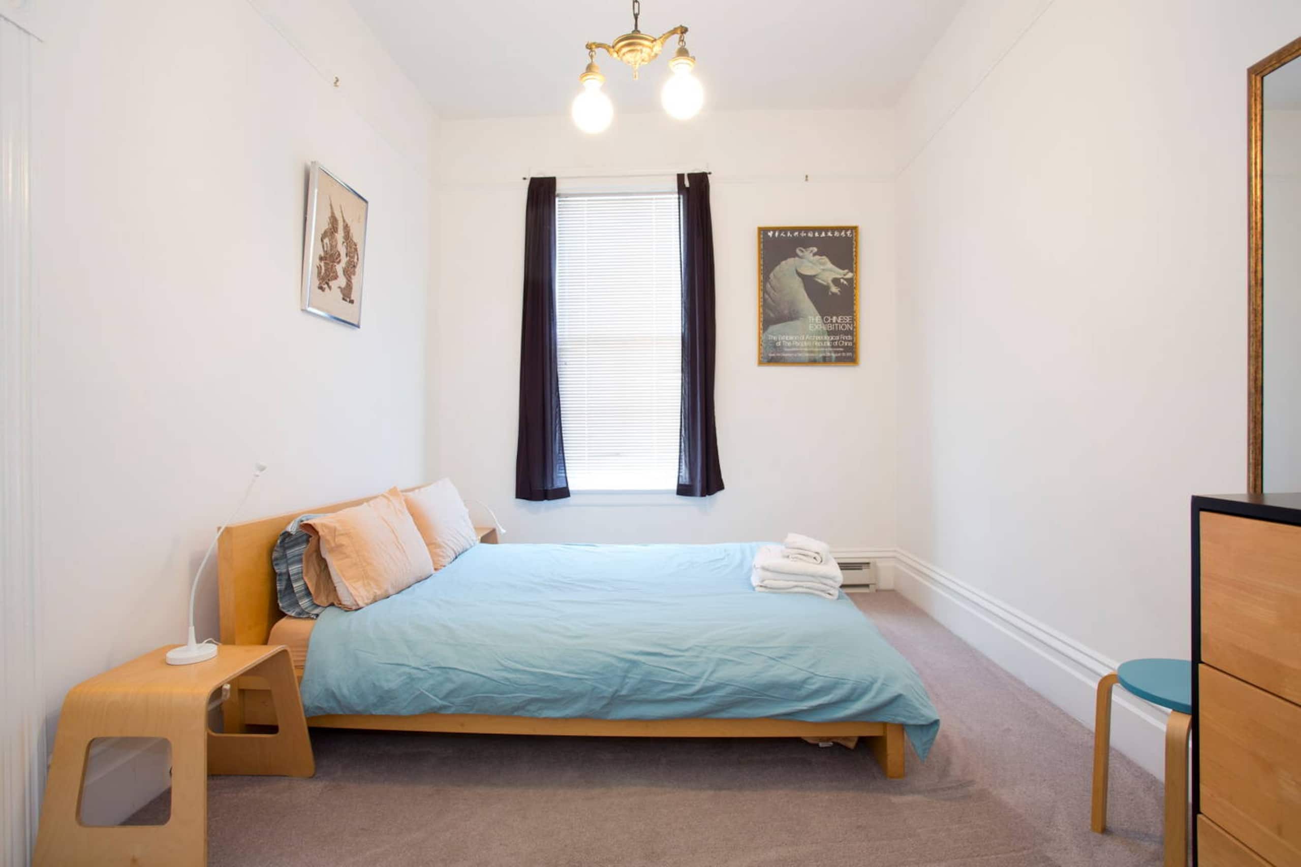 Home in San Francisco · ★4.9 · 2 bedrooms · 3 beds · 1 bath - Image 8