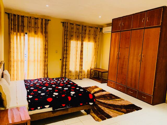 Airbnb Kalabancoro Vacation Rentals Places To Stay
