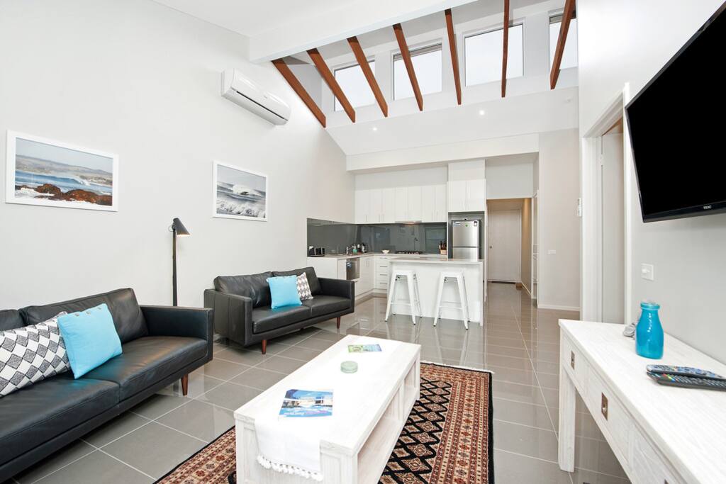 Modern and spacious
