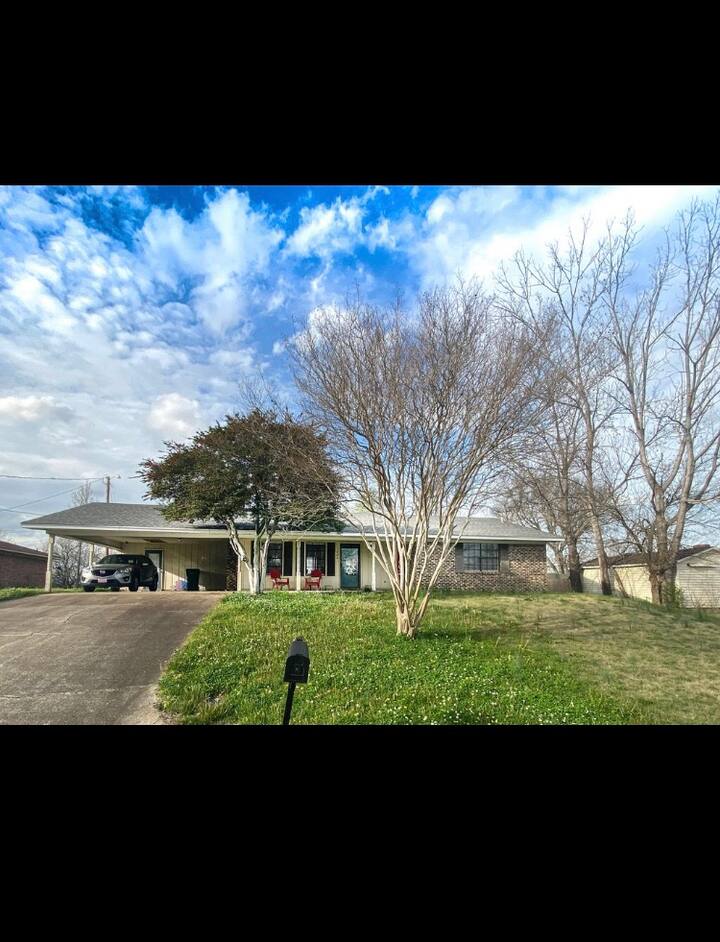 Tupelo Vacation Rentals & Homes Mississippi, United States Airbnb