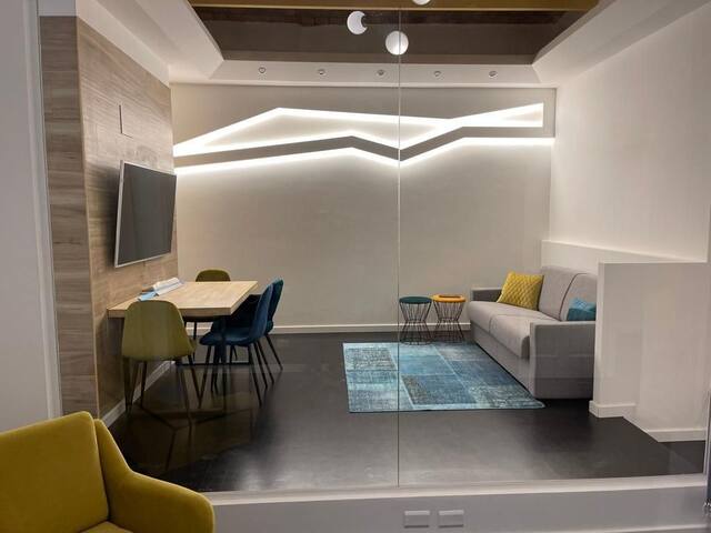 Trastevere Luxury Home gallery image 4