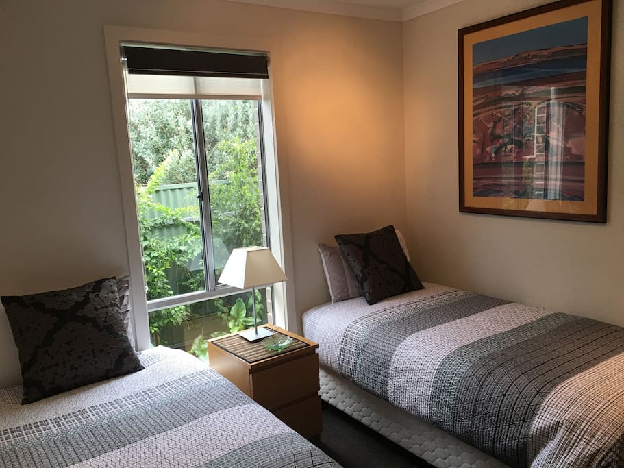 This listing: Twin room with 2 beds