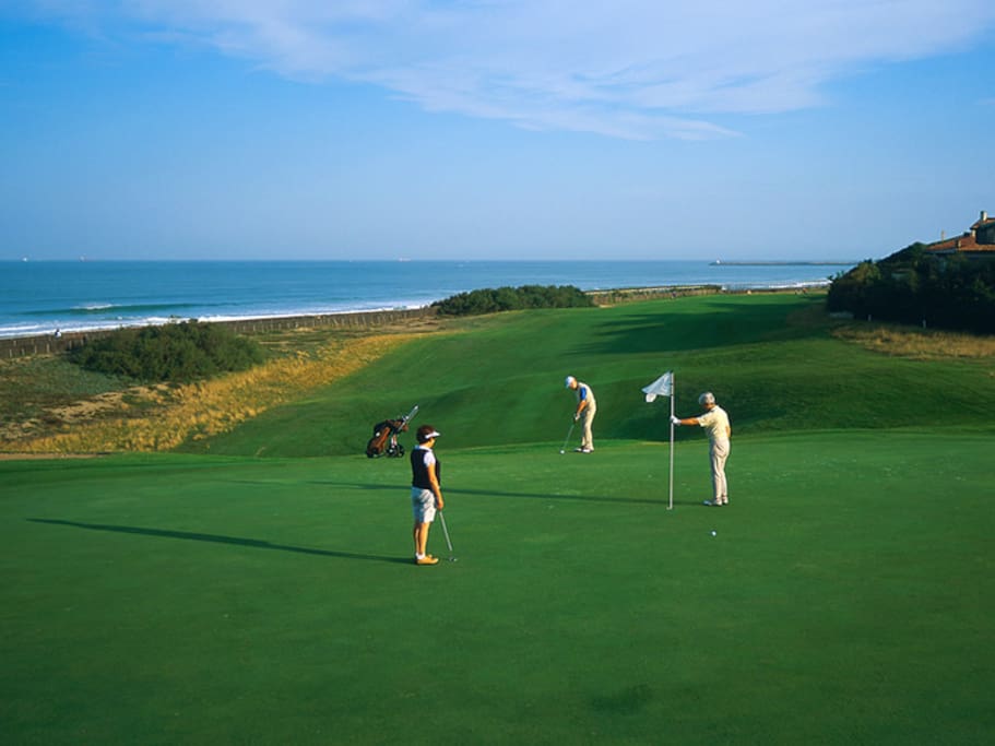 Bienvenue sur le Golf de Chiberta en front de mer