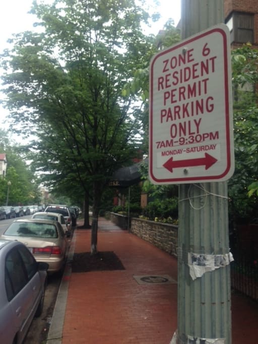 Check out www.parkingpanda.com/ for parking options