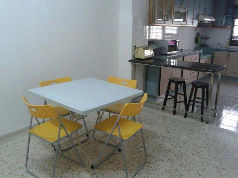 Breakfast Table & Dining Table