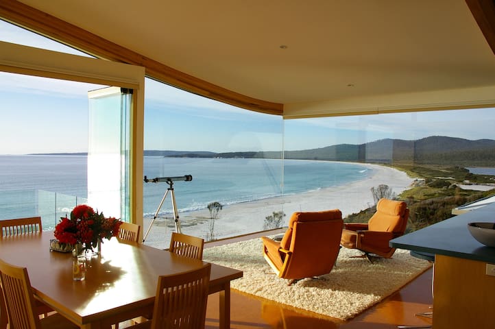 Eden at Bay of Fires Absolute Beachfront