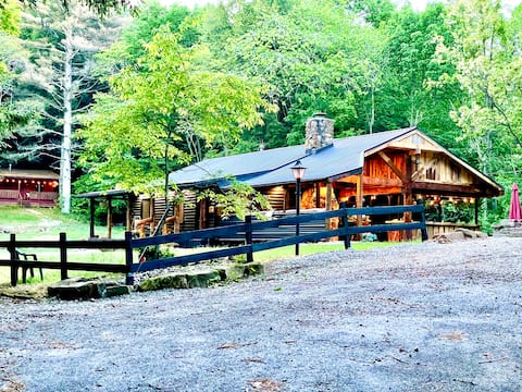 Rock House Cabins in Hocking Hills