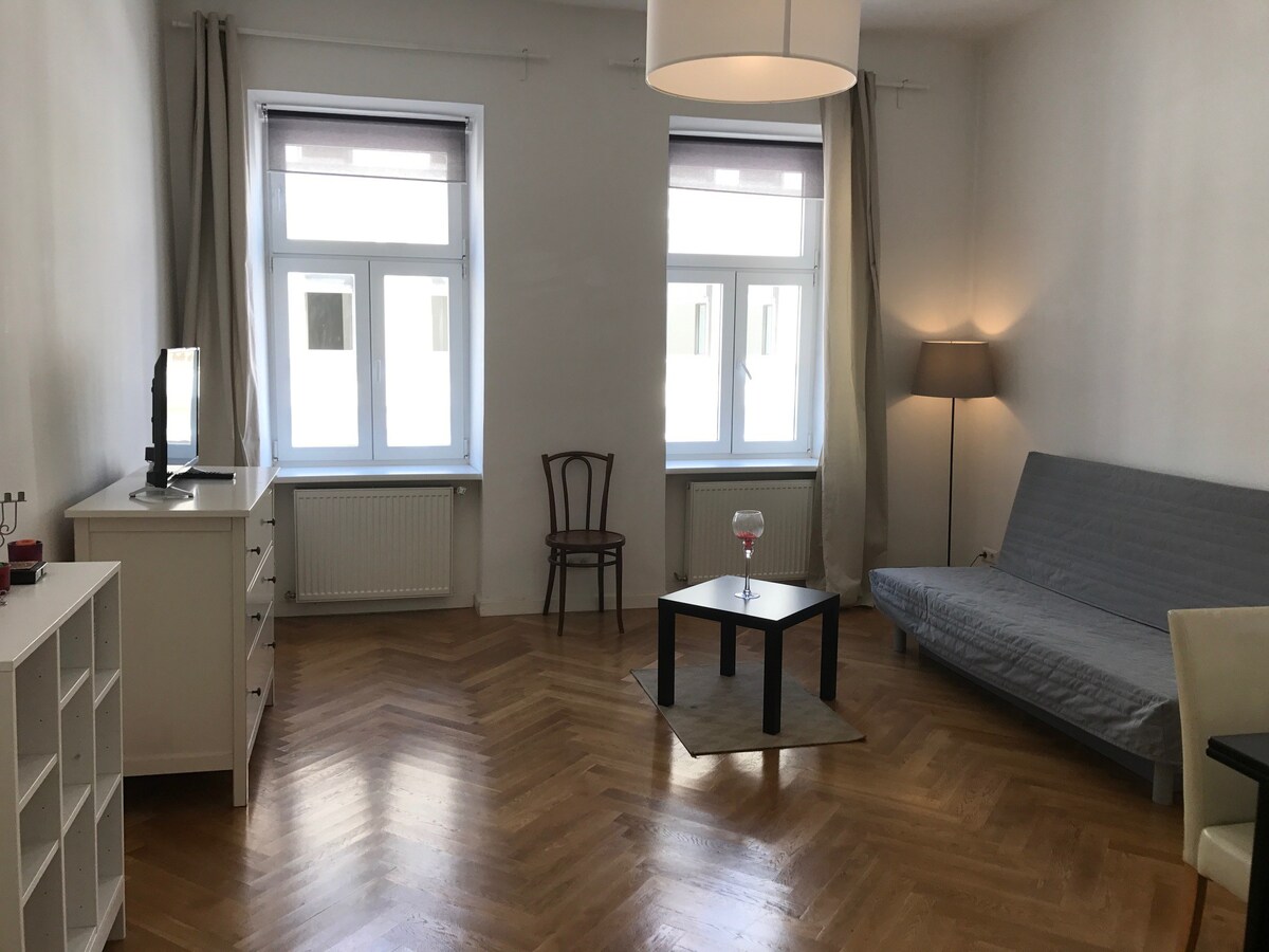 egyetlen apartment vienna kiadó jutalék