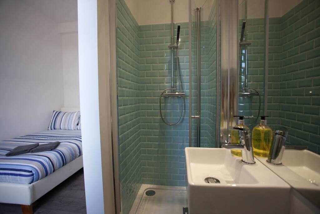 En-suite shower room