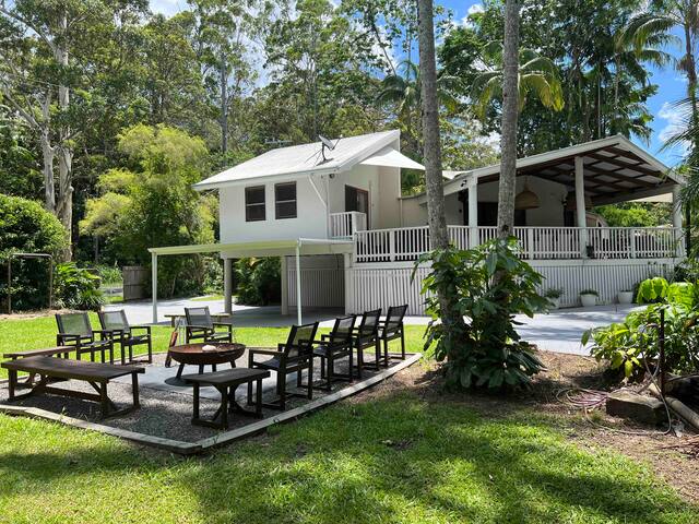Main Creek Getaway – Acreage 10 mins Mooloolaba