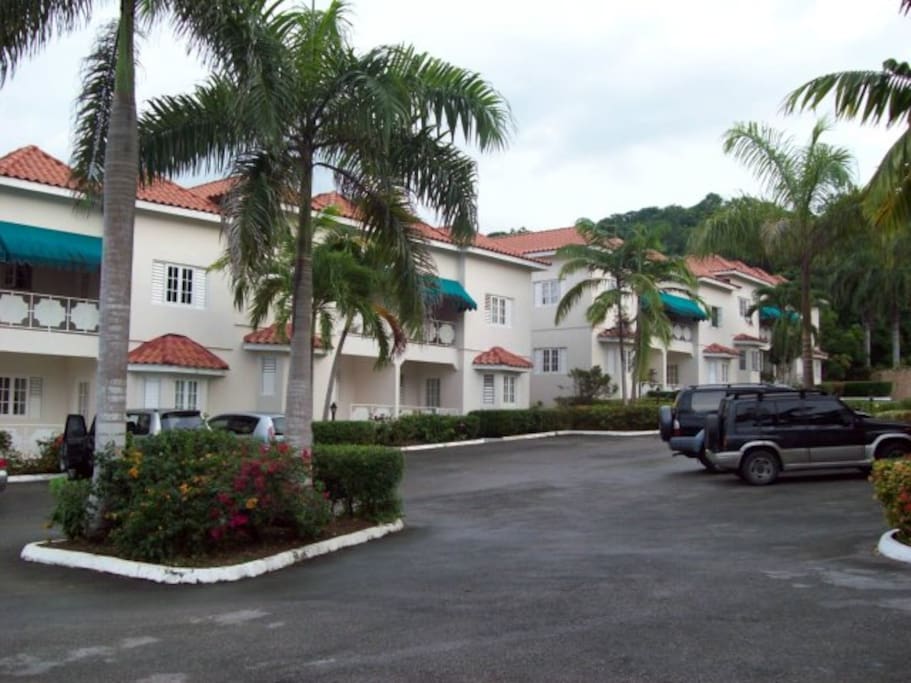 24 units in this gated complex in the Reading residential area