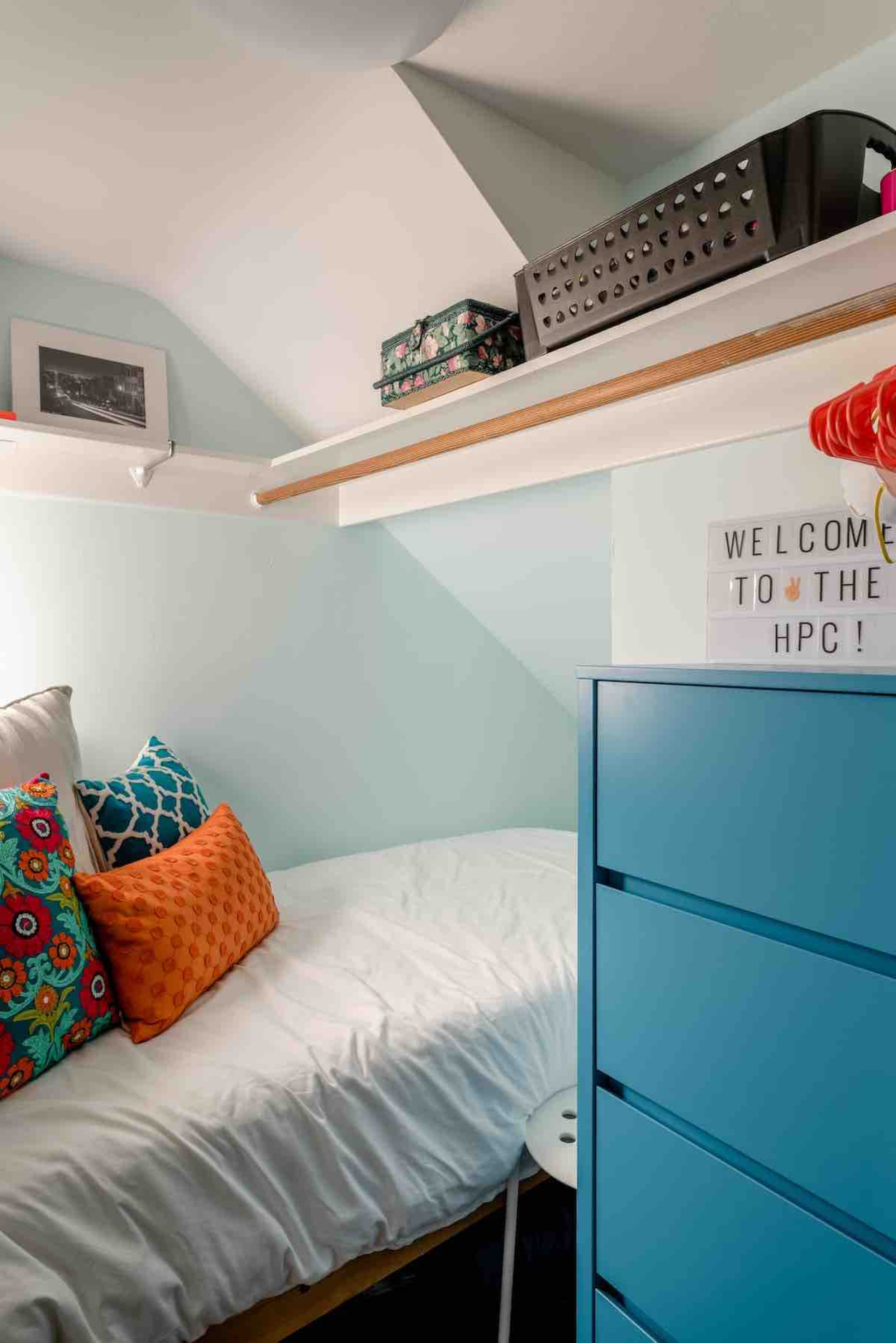 Condo in San Francisco · ★4.98 · 2 bedrooms · 3 beds · 1.5 baths - Image 10