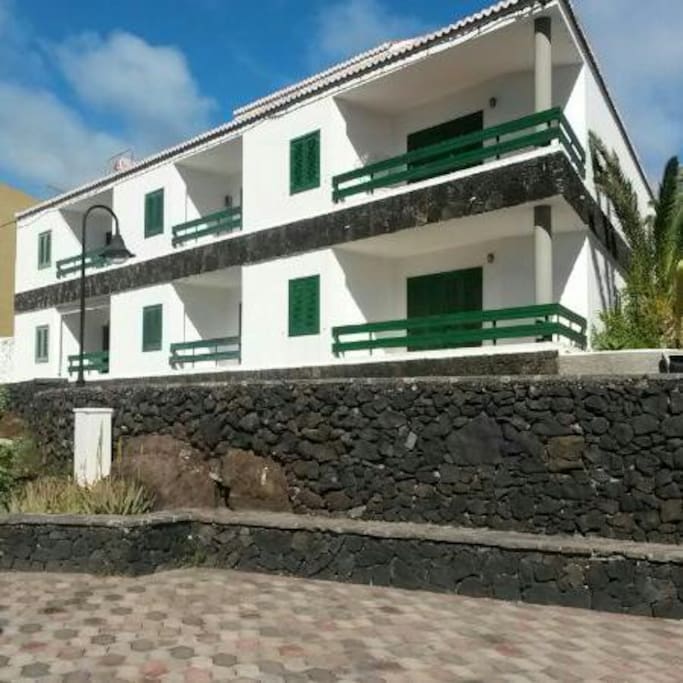 Fachada que da hacia el mar