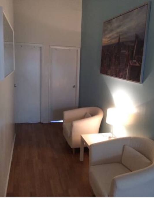 Lounge area 1