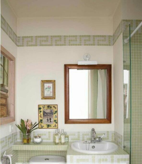 Baño exclusivo del huesped