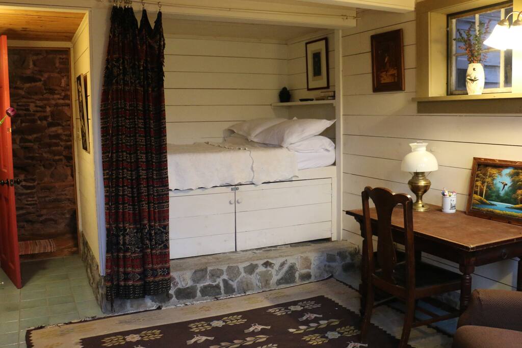 Dutch cabinet standard double bed Sleeps two