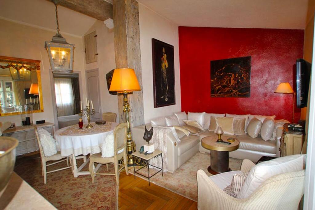 espace séjour salon haut de gamme avec mobilier Claude Dalle