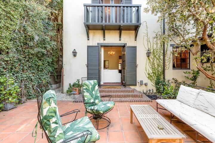 Private, Enchanting Home near Chateau Marmont gallery image 3