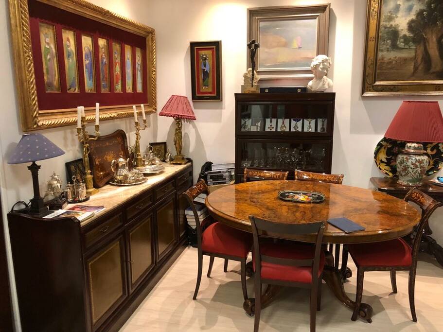 Living Room / Dinner