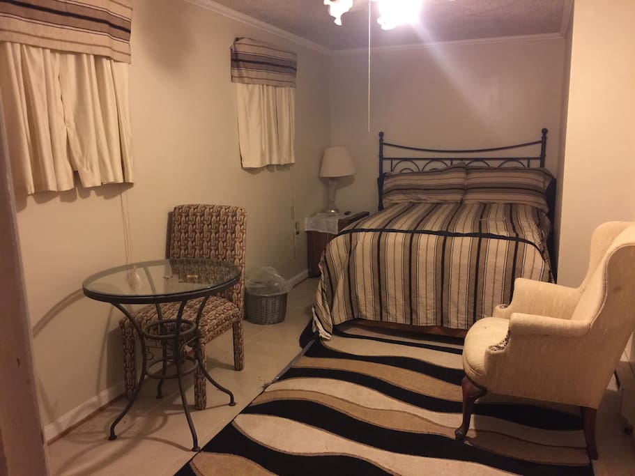 private bedroom. private entrance and private parking