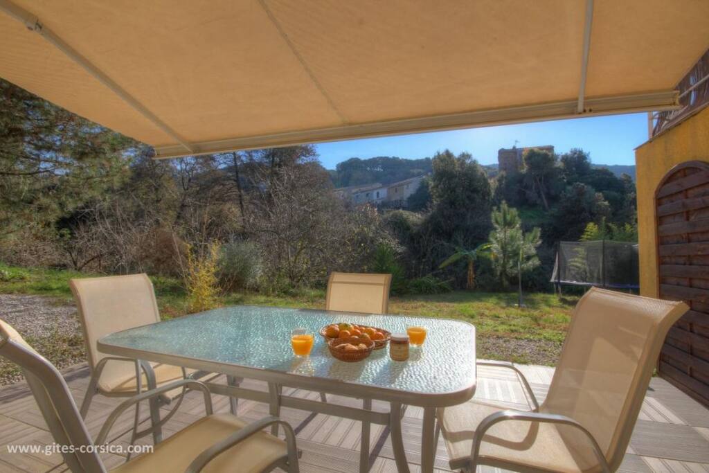 petit déjeuner au soleil
