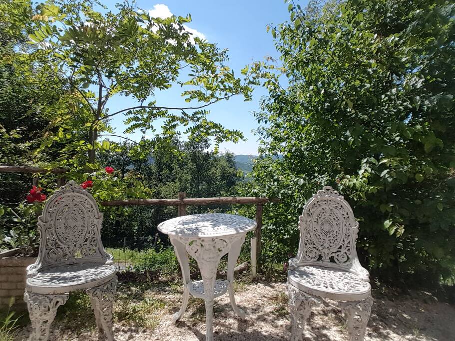 Davanti all'ingresso