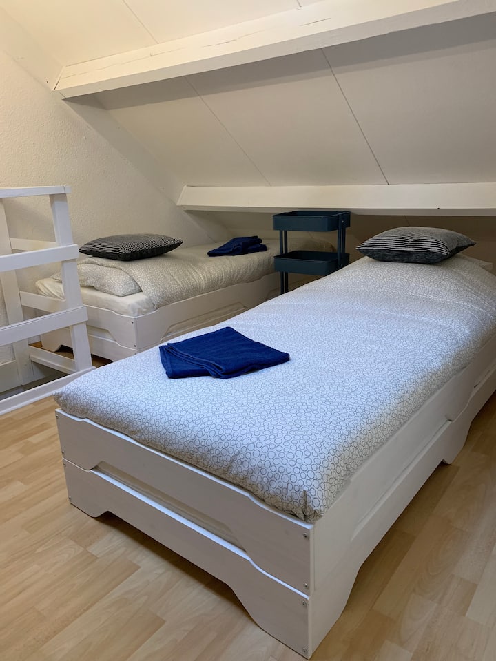 קומה 2: אזור הילדים צריך להיות מאורגן לפי מספר האנשים