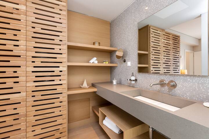 VIP Villa Sissy, heated pool, close to the beach gallery image 5